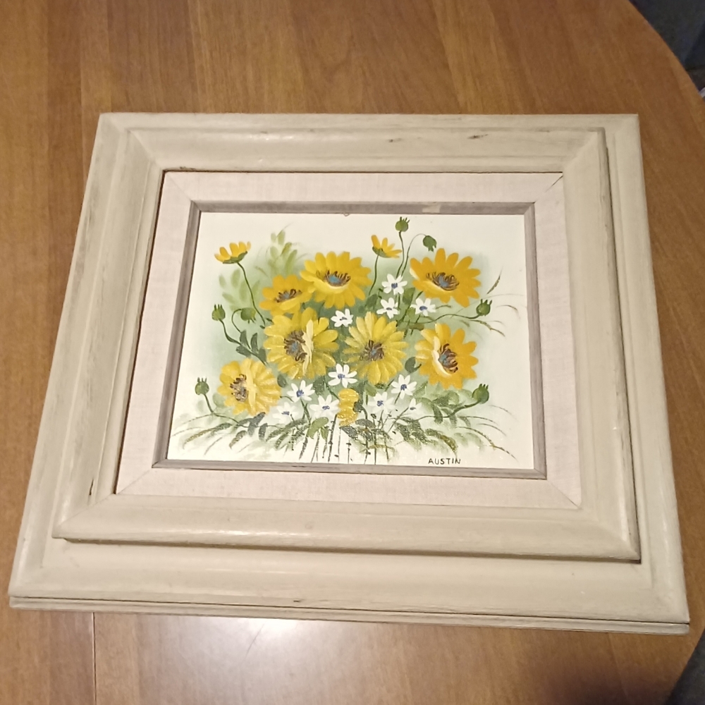 EUC Vintage Yellow & White Floral Framed Oil Painting Signed Austin